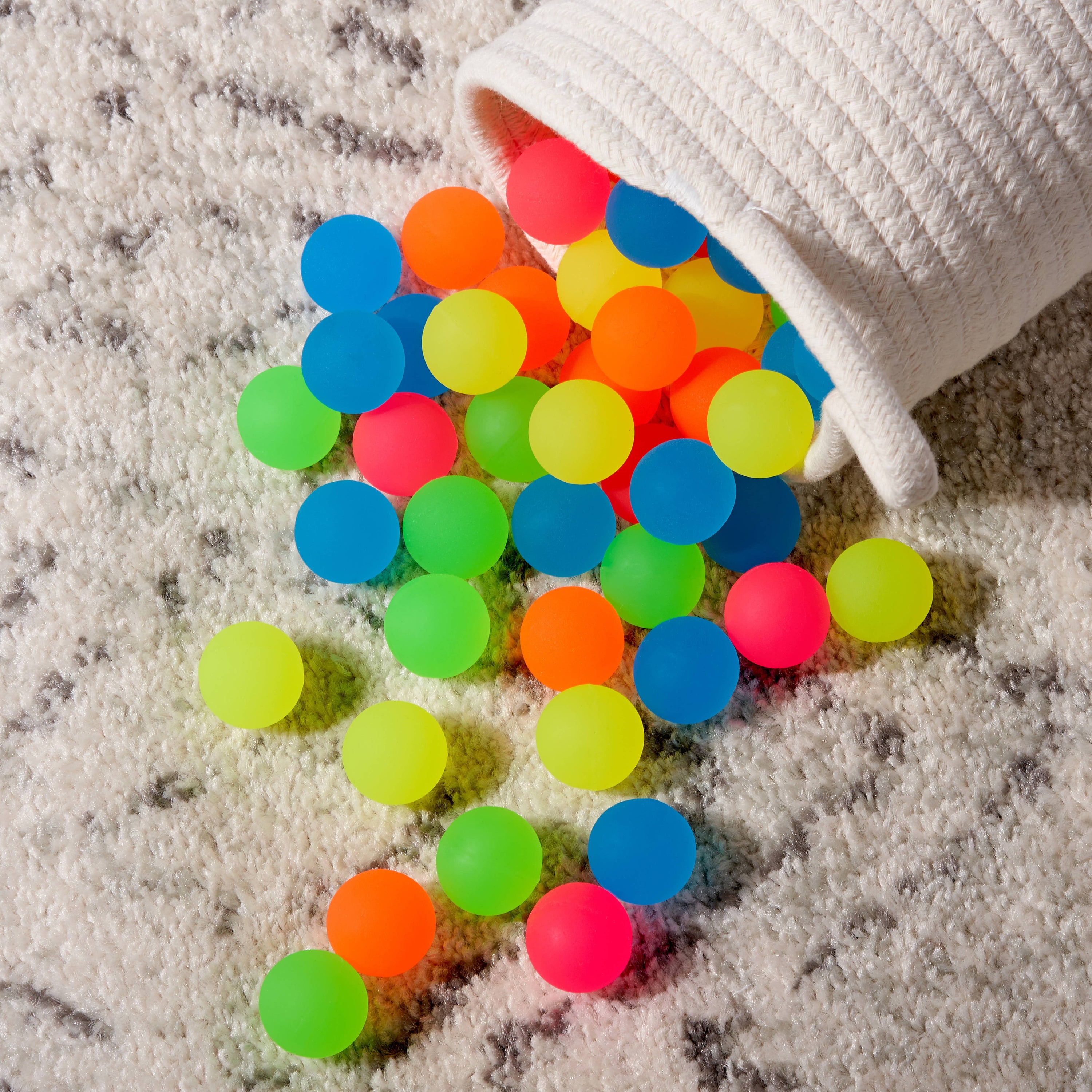 120 Bouncy Balls