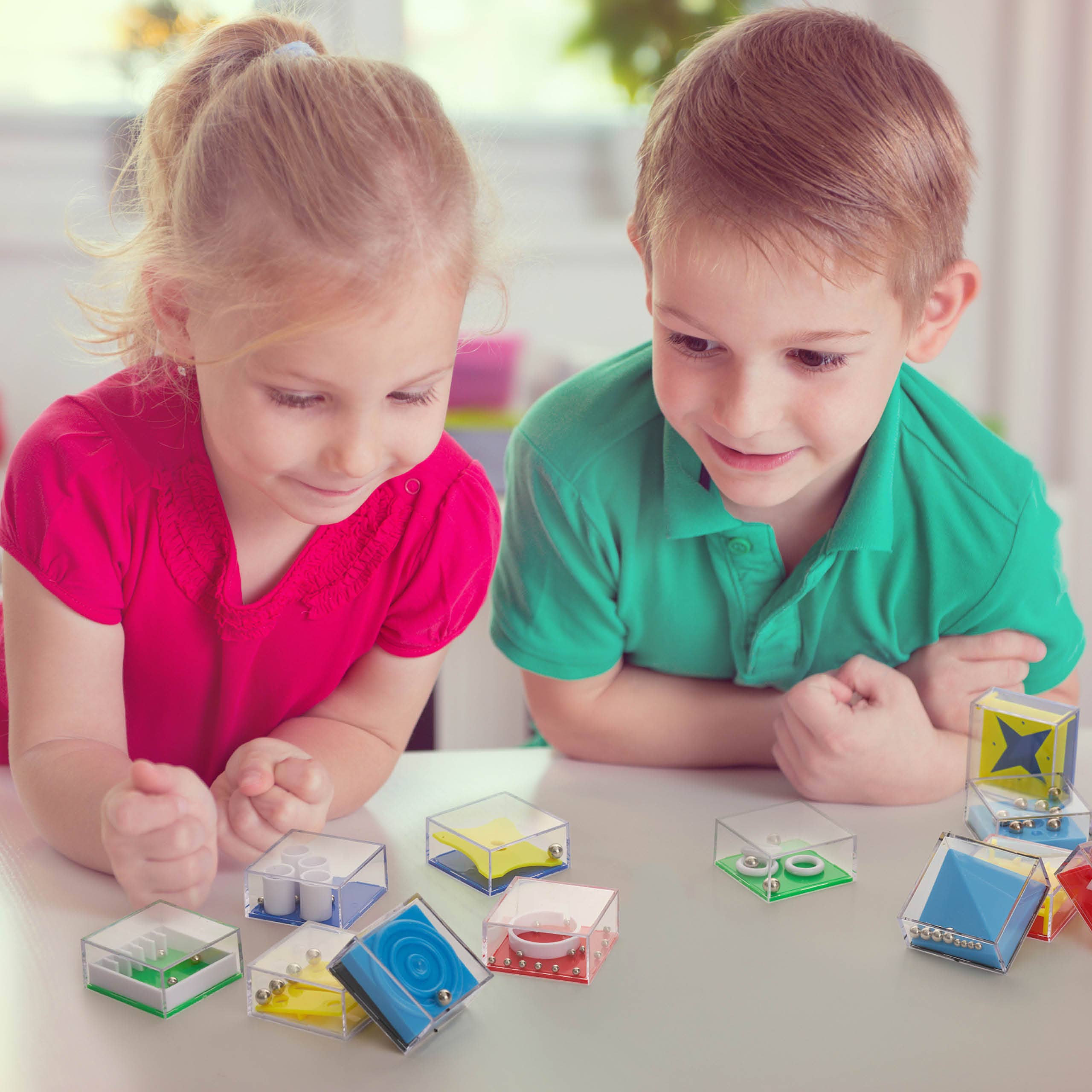 12 Mini Maze Puzzle Cube Game Brain Teasers, Party Toy